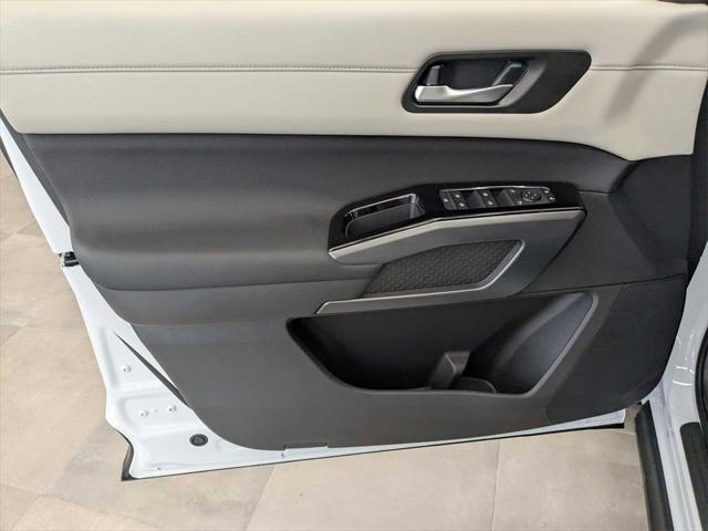 new 2025 Nissan Pathfinder car, priced at $49,915