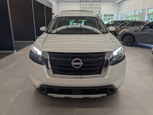 new 2025 Nissan Pathfinder car, priced at $49,915
