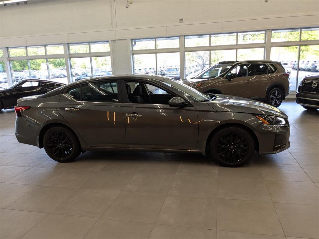 new 2025 Nissan Altima car, priced at $30,555
