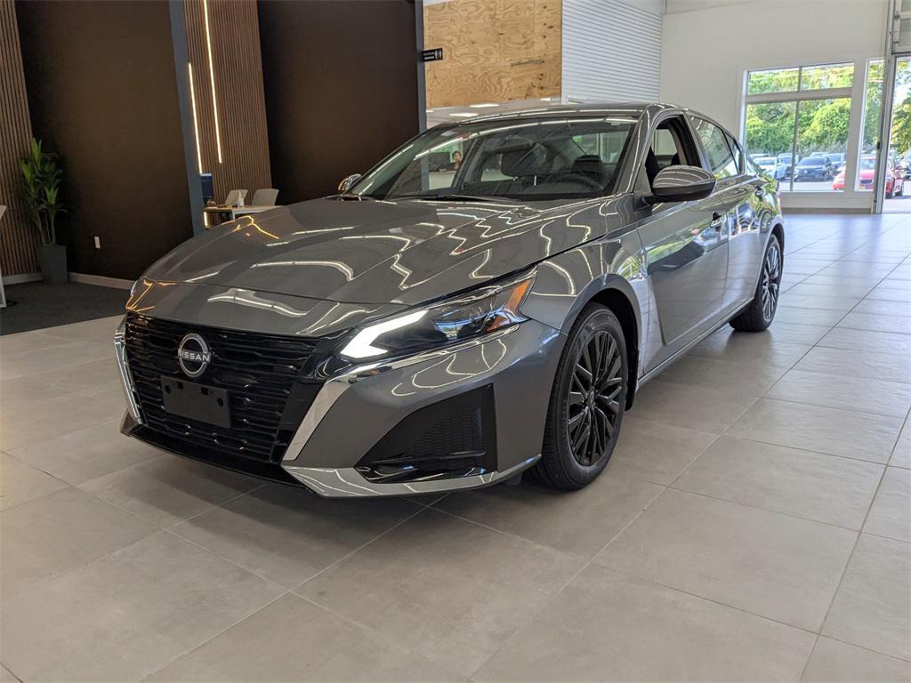 new 2025 Nissan Altima car, priced at $30,555