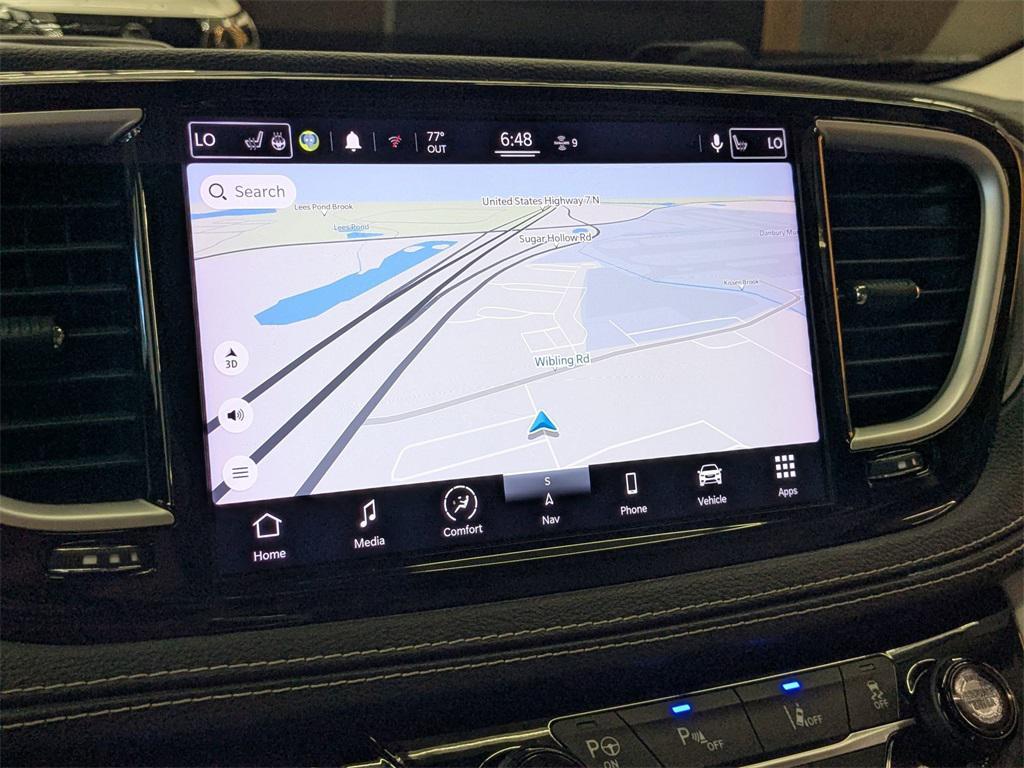 used 2021 Chrysler Pacifica Hybrid car, priced at $21,289