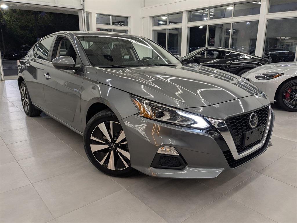 used 2022 Nissan Altima car, priced at $19,500