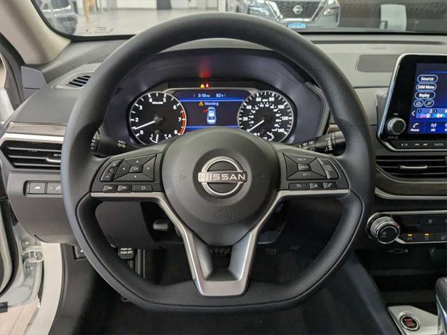 new 2025 Nissan Altima car, priced at $29,965