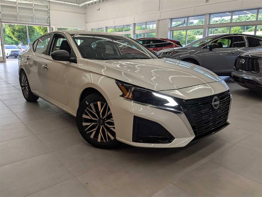 new 2025 Nissan Altima car, priced at $29,965