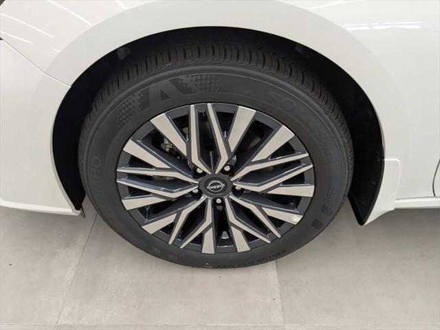 new 2025 Nissan Altima car, priced at $29,965