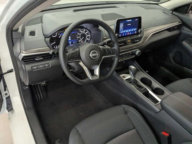 new 2025 Nissan Altima car, priced at $29,965
