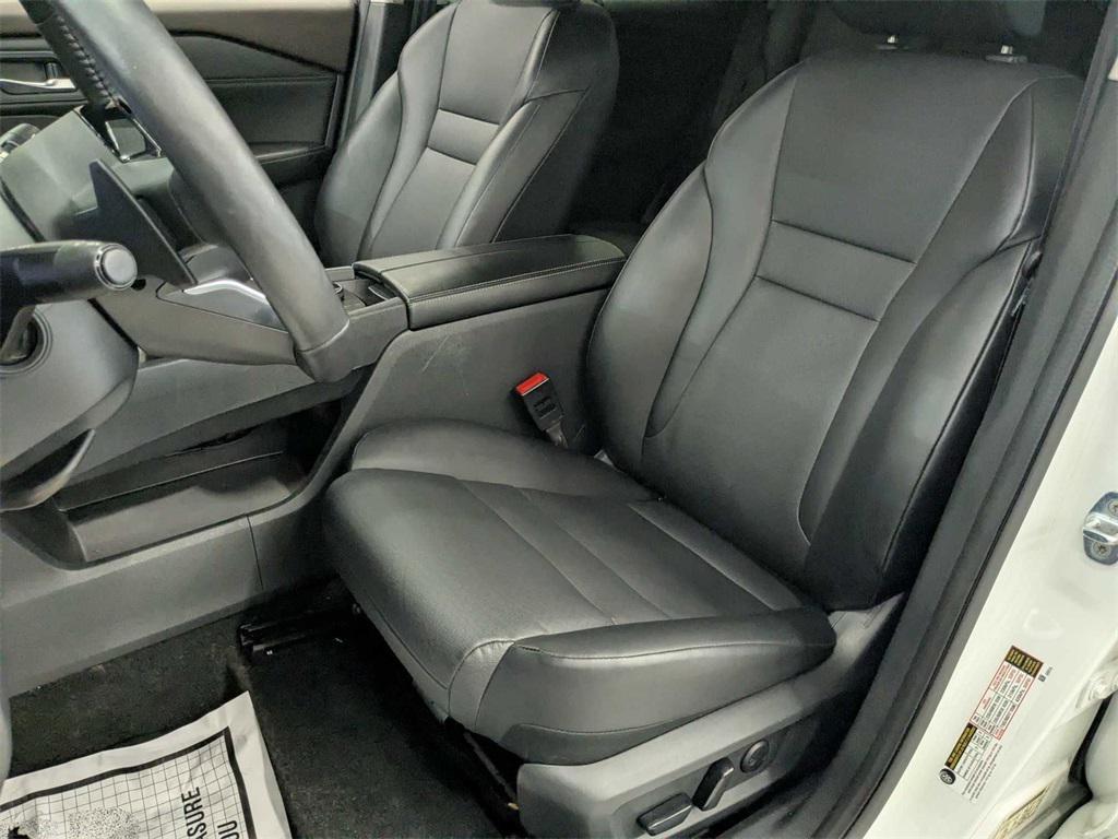 used 2022 Nissan Rogue car, priced at $21,190