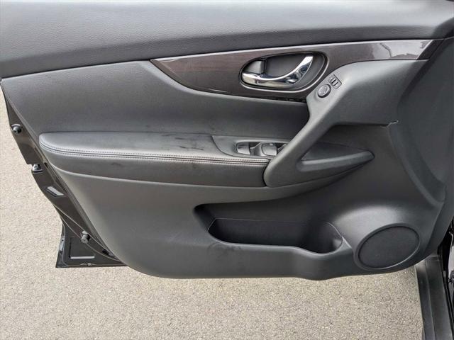 used 2019 Nissan Rogue car, priced at $15,985