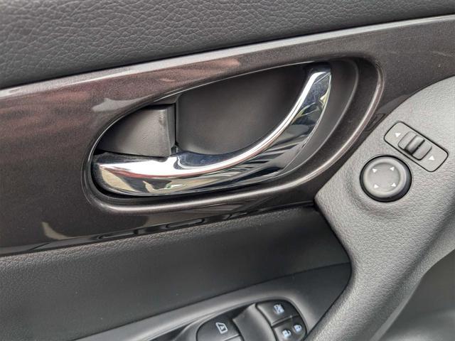 used 2019 Nissan Rogue car, priced at $15,985