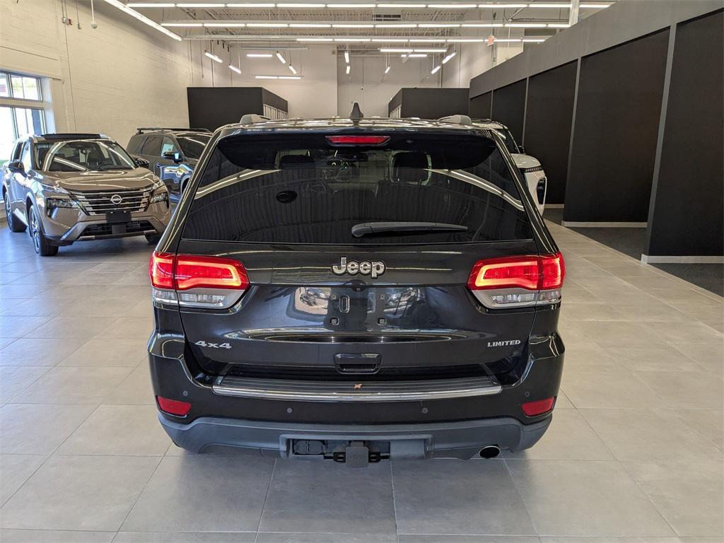 used 2015 Jeep Grand Cherokee car, priced at $11,490