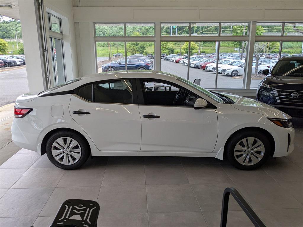 new 2025 Nissan Sentra car, priced at $23,425