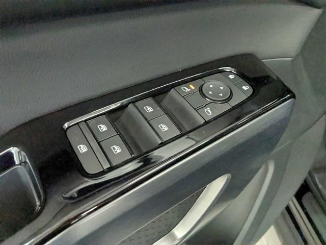 new 2025 Nissan Pathfinder car, priced at $49,555