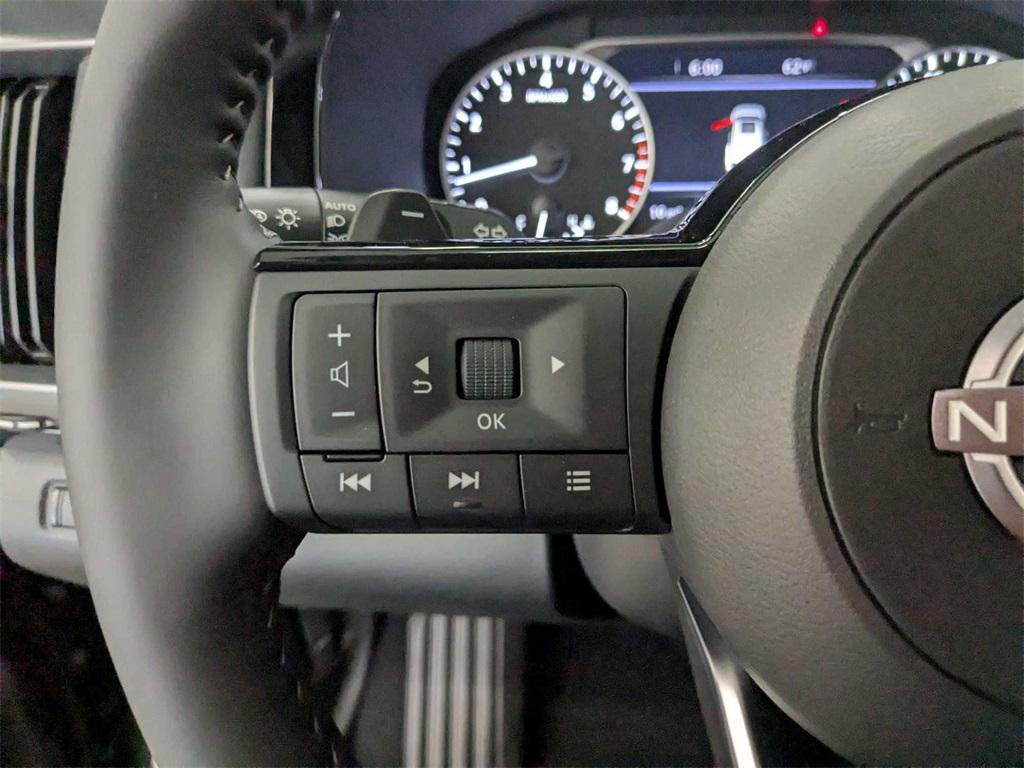 new 2025 Nissan Pathfinder car, priced at $49,555