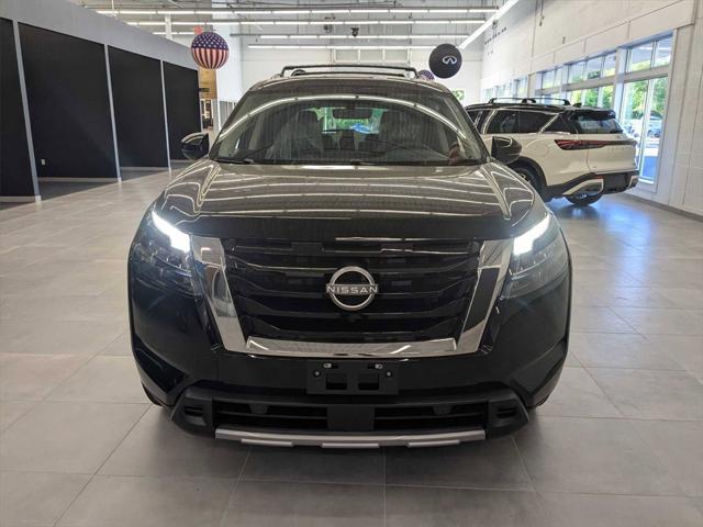 new 2025 Nissan Pathfinder car, priced at $49,555