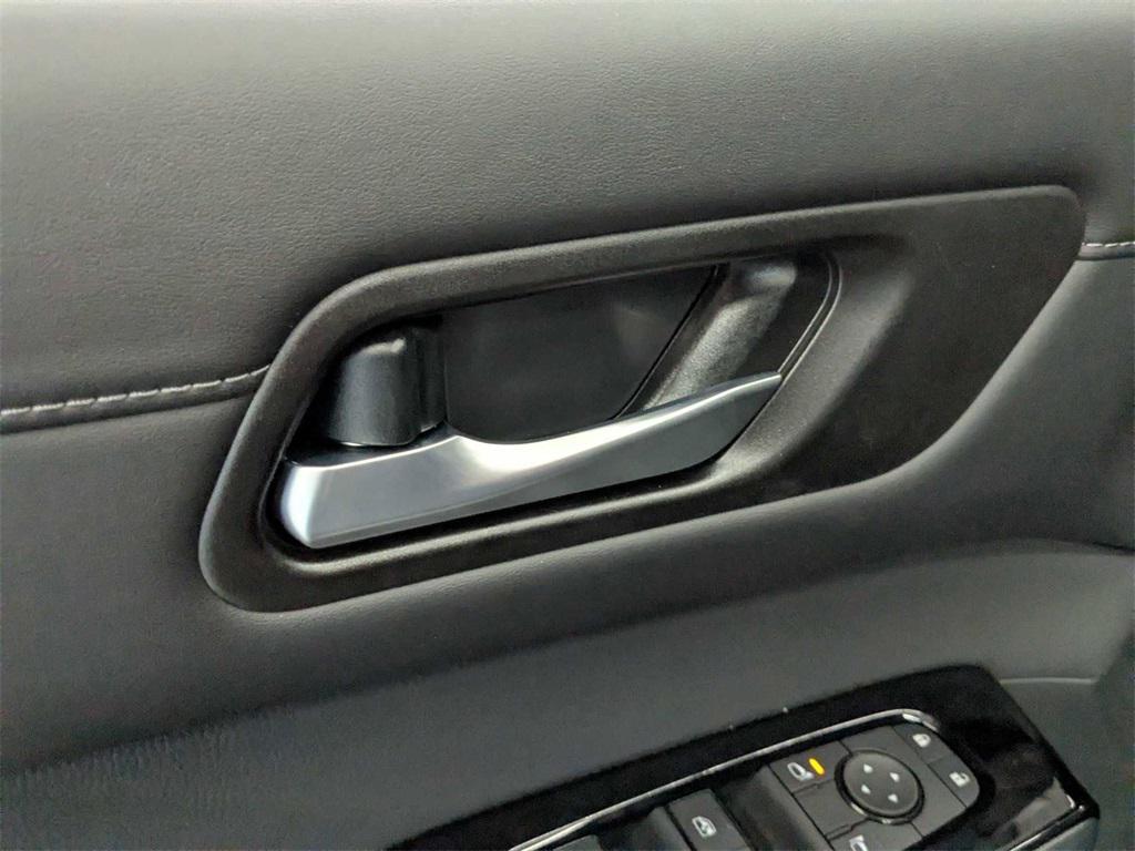 new 2025 Nissan Pathfinder car, priced at $49,555