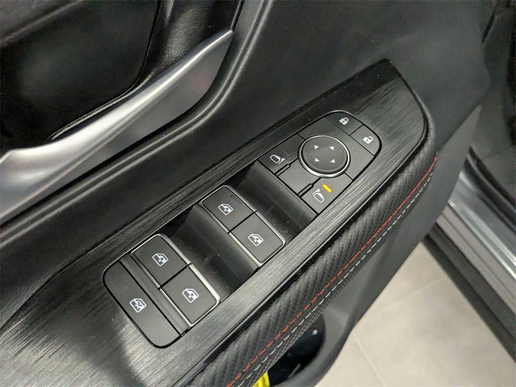 new 2025 Nissan Kicks car, priced at $29,260