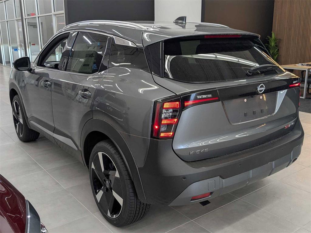 new 2025 Nissan Kicks car, priced at $29,260
