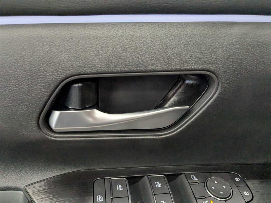 new 2025 Nissan Kicks car, priced at $29,260