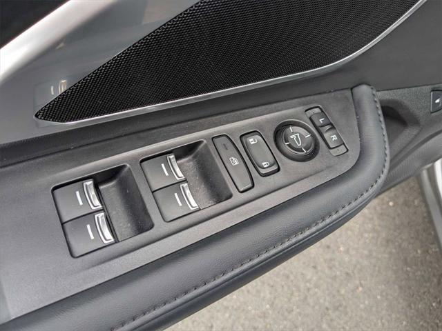 used 2022 Acura RDX car, priced at $28,917
