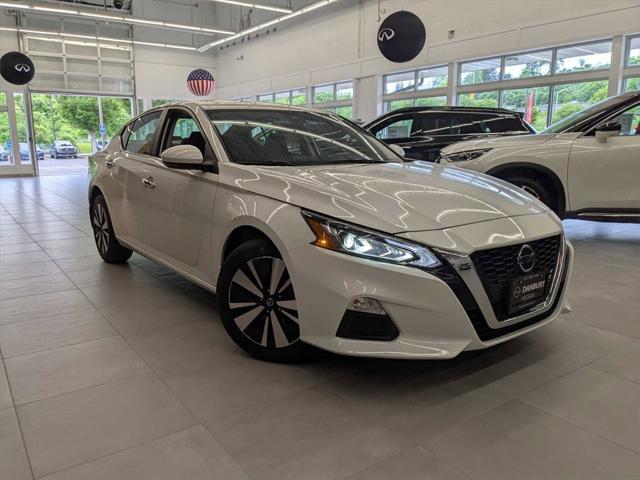 used 2022 Nissan Altima car, priced at $27,290