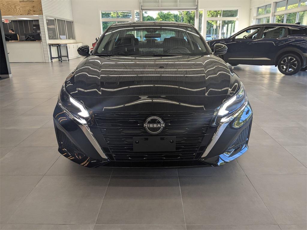 new 2025 Nissan Altima car, priced at $30,555