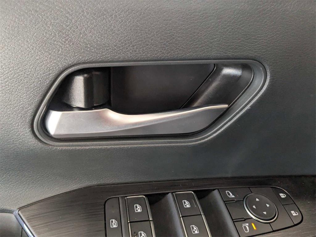 new 2025 Nissan Kicks car