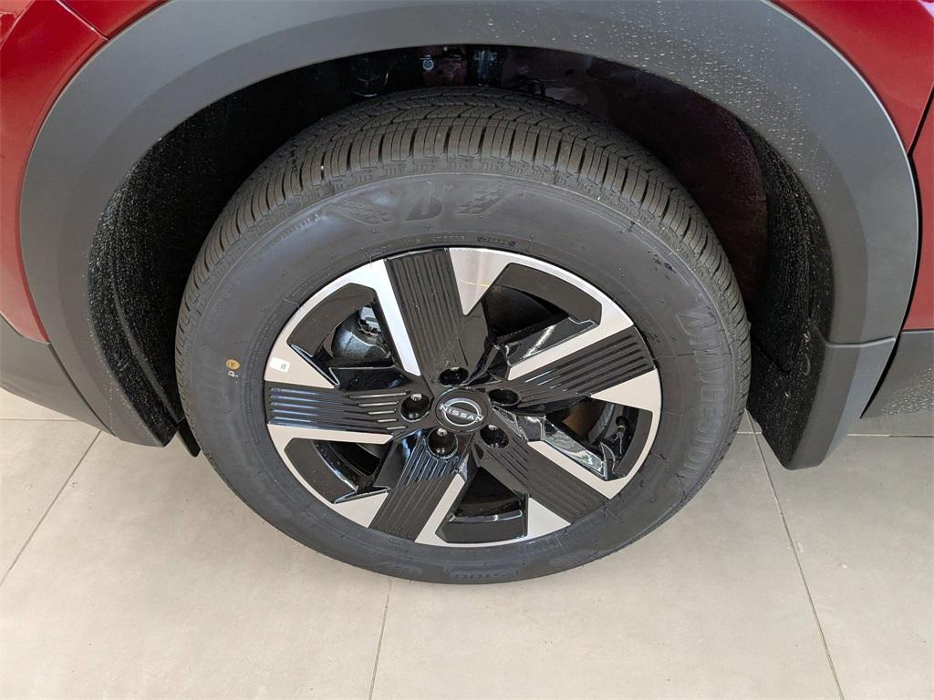 new 2025 Nissan Kicks car, priced at $29,310