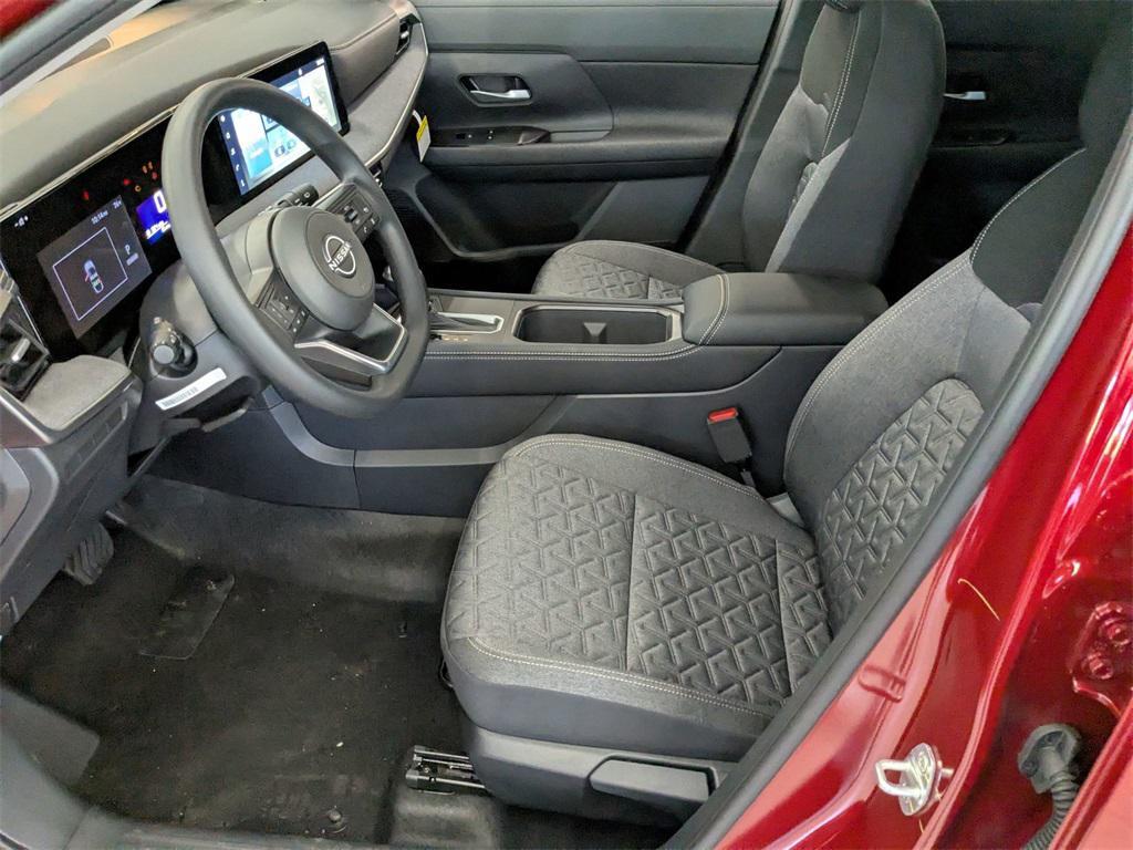 new 2025 Nissan Kicks car, priced at $29,310