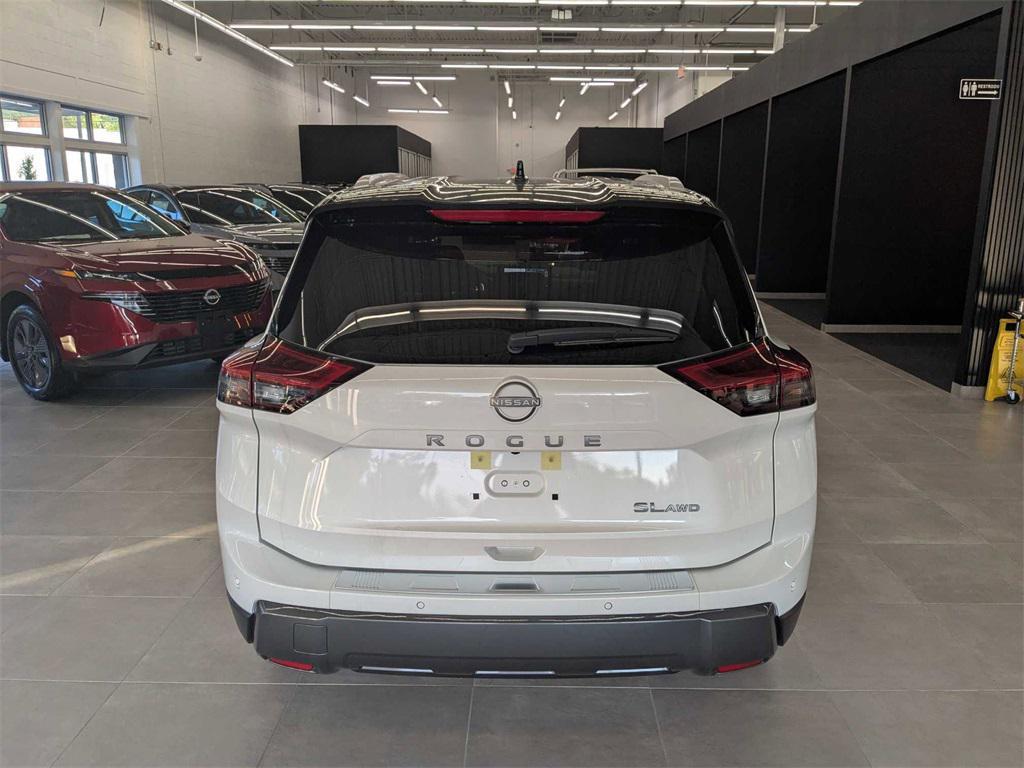 new 2025 Nissan Rogue car, priced at $39,885