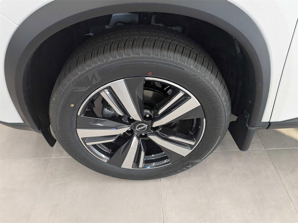 new 2025 Nissan Rogue car, priced at $39,885