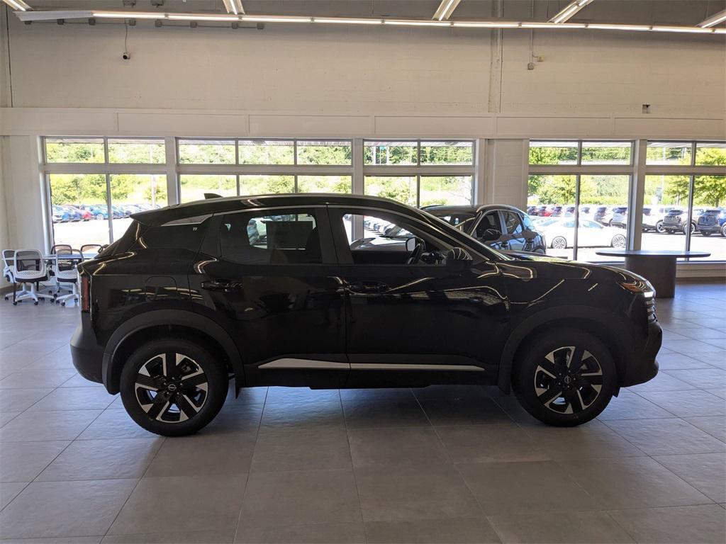 new 2025 Nissan Kicks car, priced at $28,680