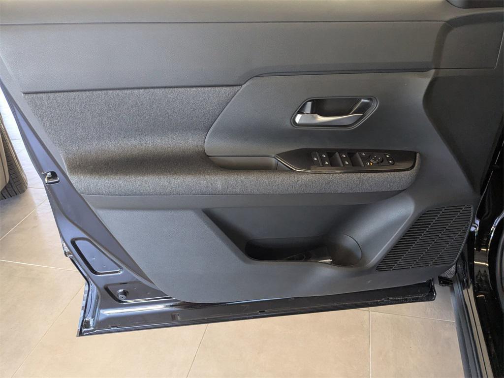 new 2025 Nissan Kicks car, priced at $28,680