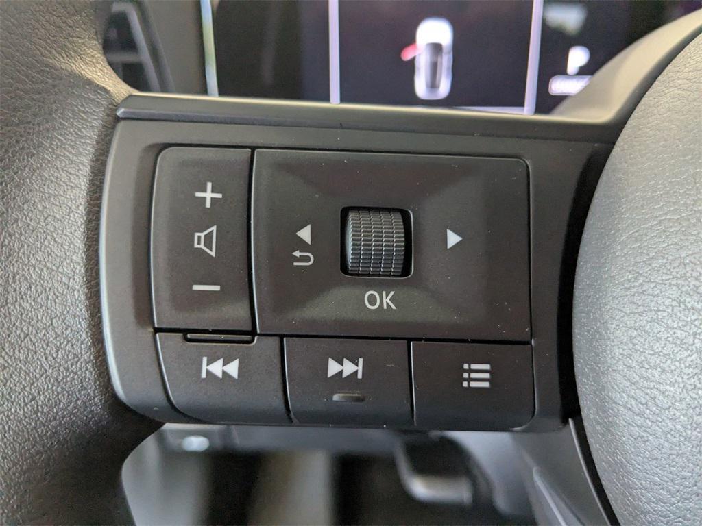 new 2025 Nissan Kicks car, priced at $28,680