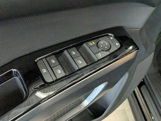 new 2025 Nissan Pathfinder car, priced at $49,465
