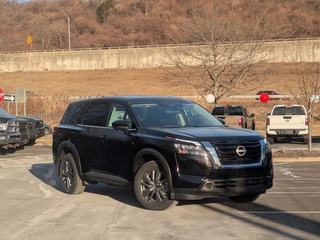 new 2024 Nissan Pathfinder car, priced at $40,480