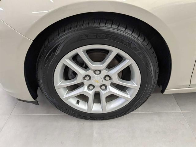 used 2015 Chevrolet Malibu car, priced at $11,084