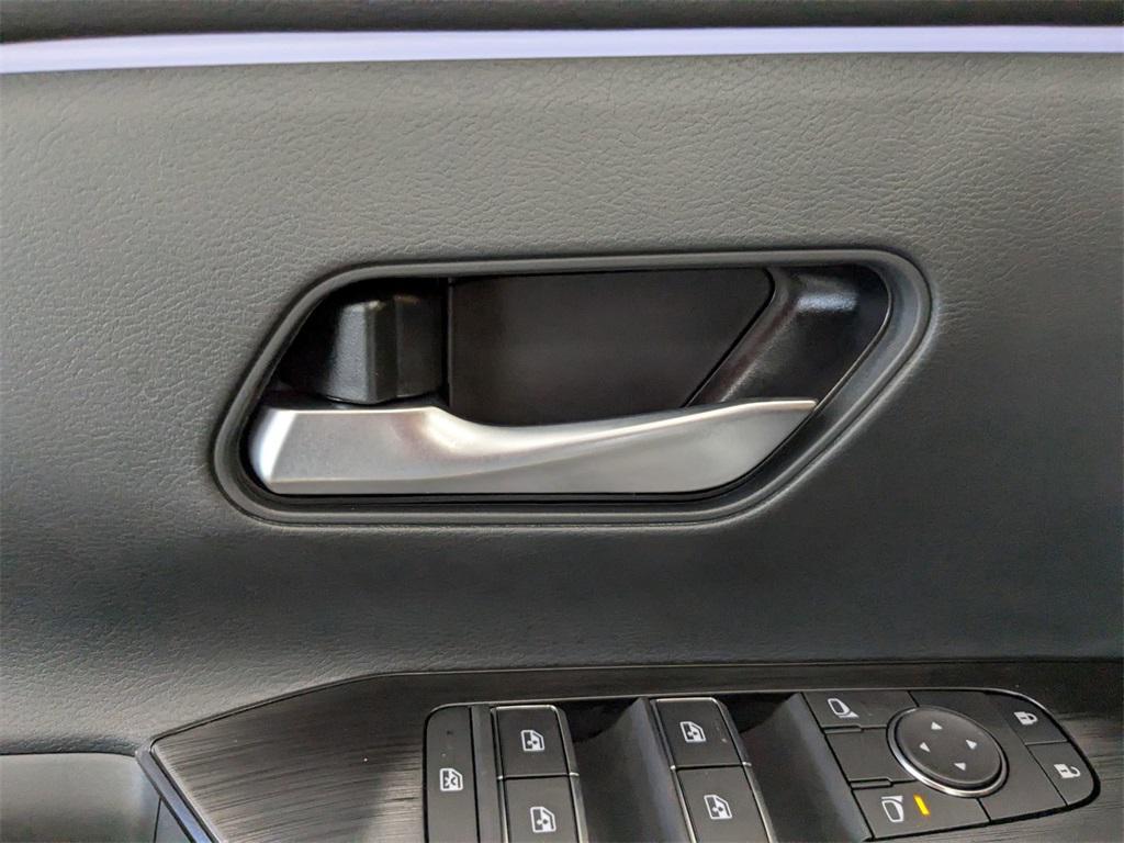 new 2025 Nissan Kicks car, priced at $31,850