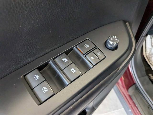 used 2019 Toyota Highlander car, priced at $28,501