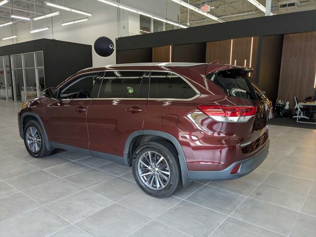 used 2019 Toyota Highlander car, priced at $28,501