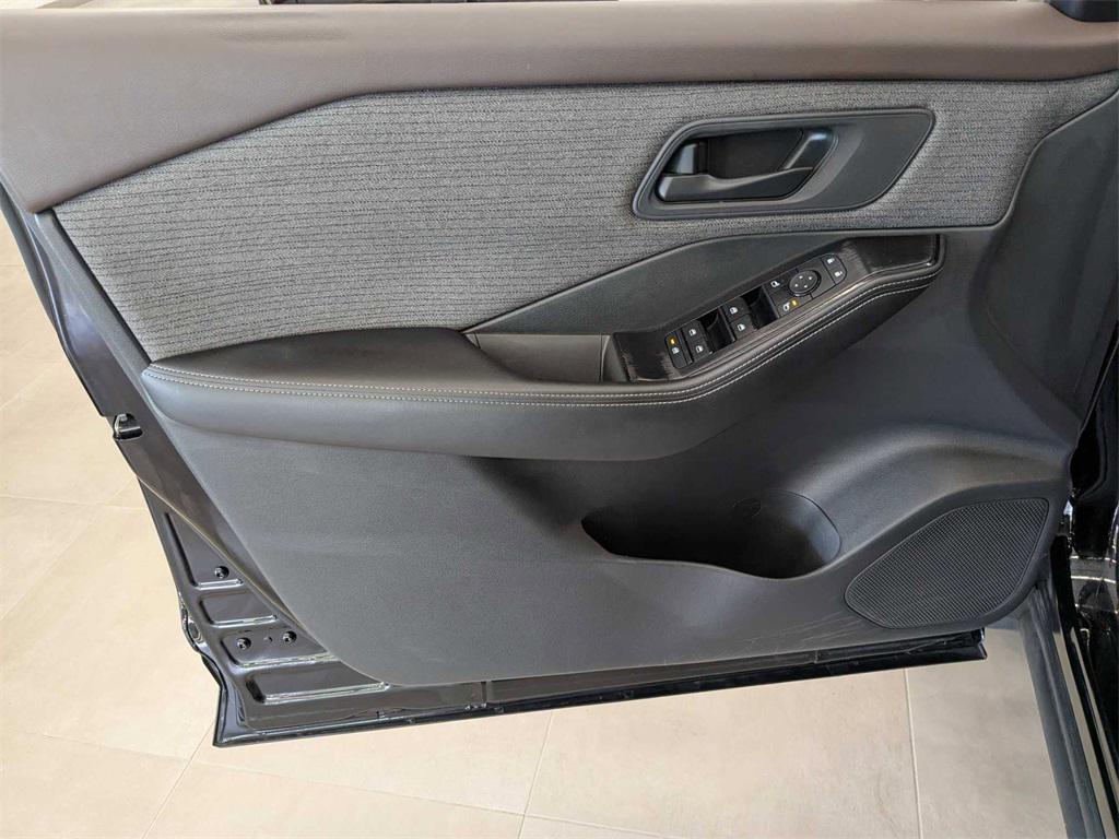 used 2022 Nissan Rogue car, priced at $17,278