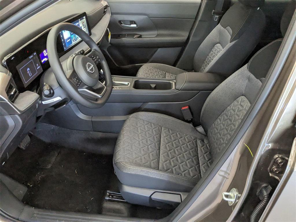 new 2025 Nissan Kicks car, priced at $28,680