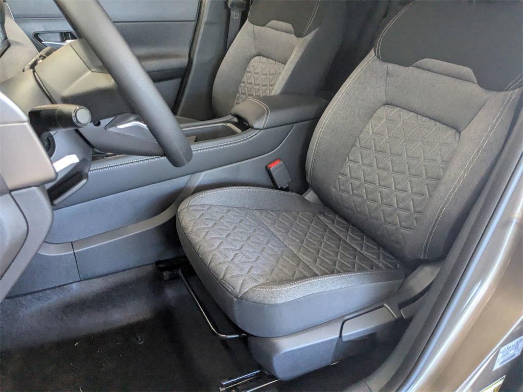 new 2025 Nissan Kicks car, priced at $28,680