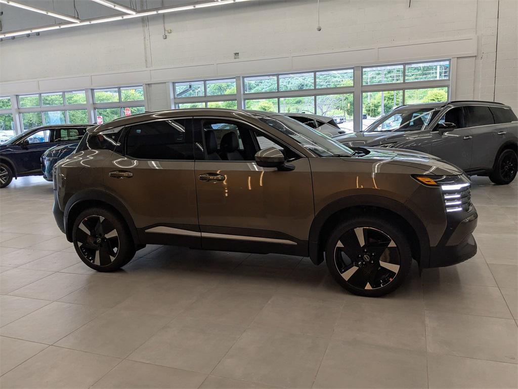 new 2025 Nissan Kicks car, priced at $31,660