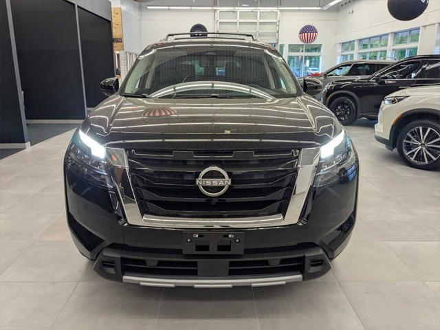 new 2025 Nissan Pathfinder car, priced at $49,555