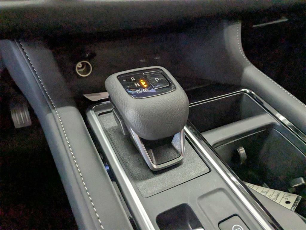 new 2025 Nissan Pathfinder car, priced at $49,555