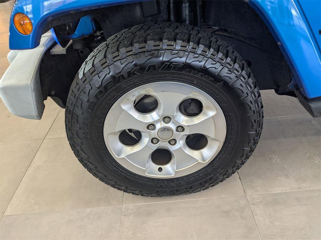used 2015 Jeep Wrangler Unlimited car, priced at $13,990