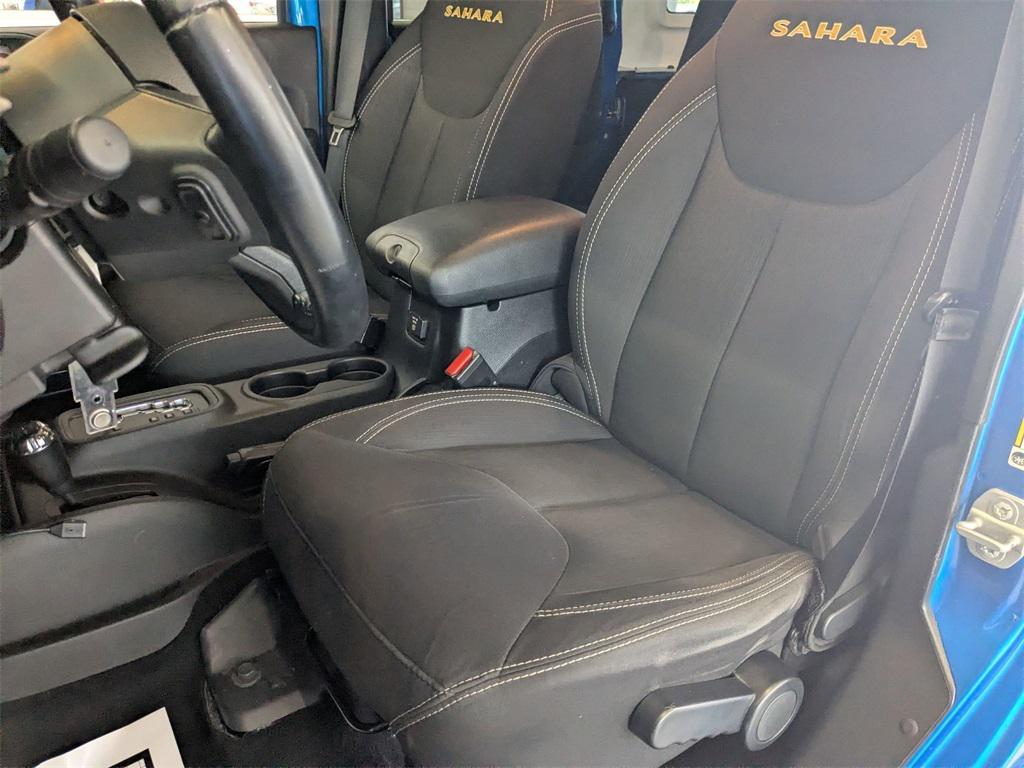 used 2015 Jeep Wrangler Unlimited car, priced at $13,990