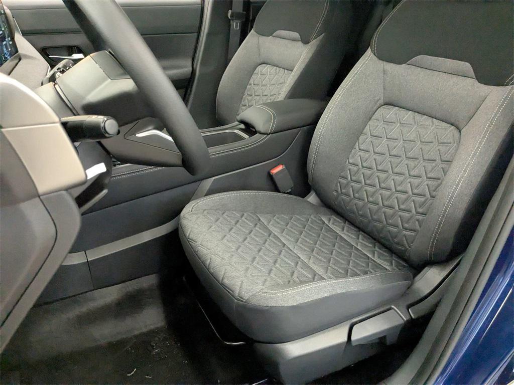 new 2025 Nissan Kicks car, priced at $28,680