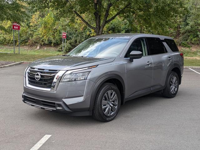 new 2024 Nissan Pathfinder car, priced at $40,480