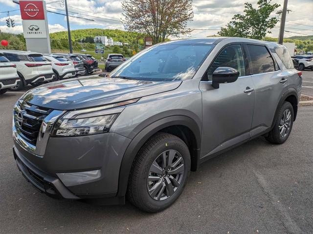 new 2024 Nissan Pathfinder car, priced at $40,480